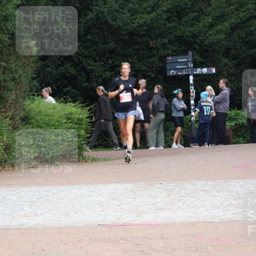 13.09.2026 - Stadtparktriathlon Emre Sener http://msf.ph/oto/10263540 13.09.2026 11:01:42 Laufen 251, 274, 309, 316, 337 meine-sportfotos.de