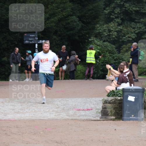 13.09.2026 - Stadtparktriathlon Emre Sener http://msf.ph/oto/10263572 13.09.2026 11:02:19 Laufen 247, 247 meine-sportfotos.de