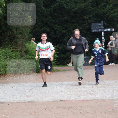13.09.2026 - Stadtparktriathlon Emre Sener http://msf.ph/oto/10263582 13.09.2026 11:02:53 Laufen 267, 267, 268 meine-sportfotos.de