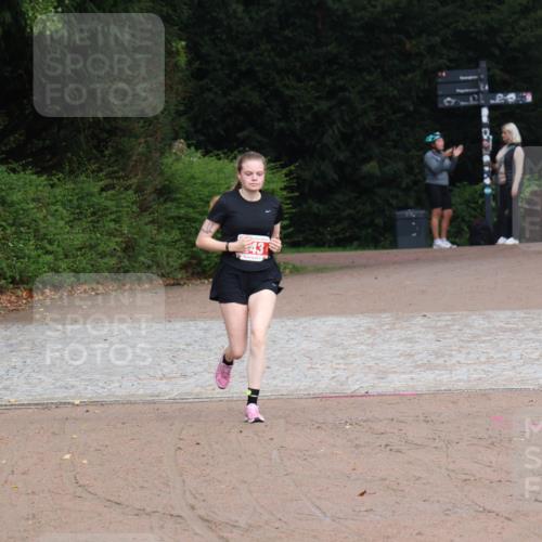 13.09.2026 - Stadtparktriathlon Emre Sener http://msf.ph/oto/10263605 13.09.2026 11:03:19 Laufen 243, 296 meine-sportfotos.de