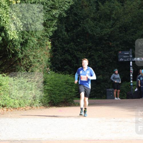 13.09.2026 - Stadtparktriathlon Emre Sener http://msf.ph/oto/10263623 13.09.2026 11:04:14 Laufen 223, 10, 223, 305 meine-sportfotos.de