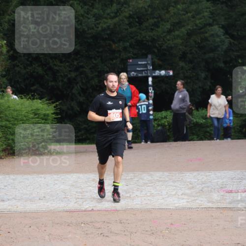 13.09.2026 - Stadtparktriathlon Emre Sener http://msf.ph/oto/10263632 13.09.2026 11:04:38 Laufen 05, 10, 229, 305 meine-sportfotos.de