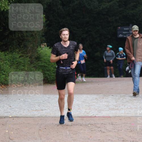 13.09.2026 - Stadtparktriathlon Emre Sener http://msf.ph/oto/10263668 13.09.2026 11:05:27 Laufen 224, 233, 234, 236, 331, 332 meine-sportfotos.de