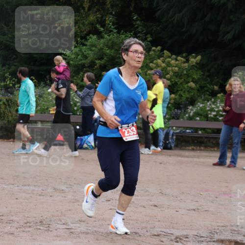 13.09.2026 - Stadtparktriathlon Emre Sener http://msf.ph/oto/10263683 13.09.2026 11:05:45 Laufen 233, 233, 234, 236, 254, 295, 332 meine-sportfotos.de