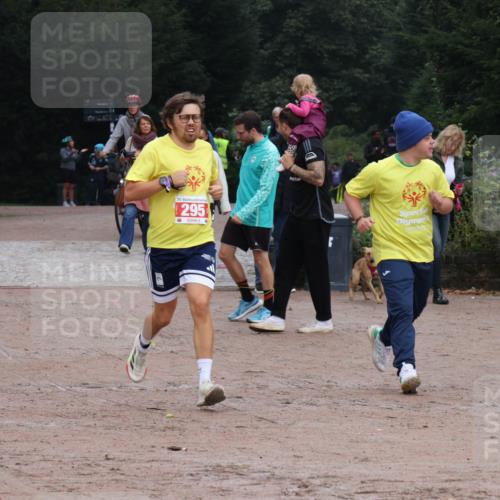 13.09.2026 - Stadtparktriathlon Emre Sener http://msf.ph/oto/10263689 13.09.2026 11:05:49 Laufen 254, 295, 233, 234, 236, 254, 295 meine-sportfotos.de