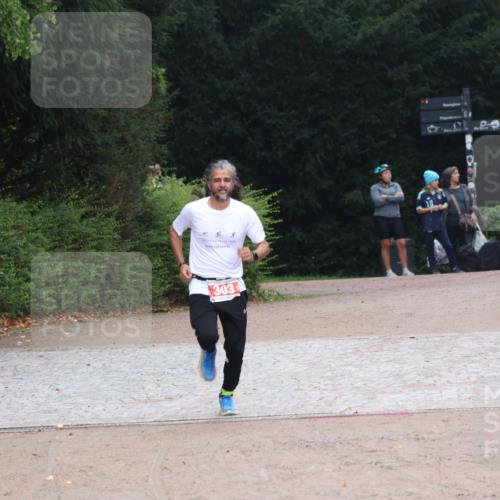 13.09.2026 - Stadtparktriathlon Emre Sener http://msf.ph/oto/10263704 13.09.2026 11:06:18 Laufen 303, 303 meine-sportfotos.de