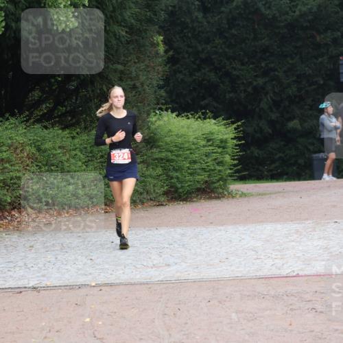 13.09.2026 - Stadtparktriathlon Emre Sener http://msf.ph/oto/10263724 13.09.2026 11:07:48 Laufen 324, 324 meine-sportfotos.de