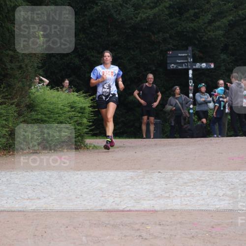 13.09.2026 - Stadtparktriathlon Emre Sener http://msf.ph/oto/10263748 13.09.2026 11:10:08 Laufen 256, 67, 256 meine-sportfotos.de