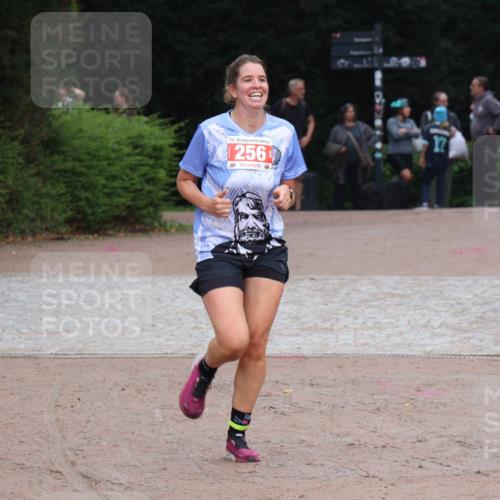 13.09.2026 - Stadtparktriathlon Emre Sener http://msf.ph/oto/10263754 13.09.2026 11:10:15 Laufen 25, 256, 16, 17, 256 meine-sportfotos.de