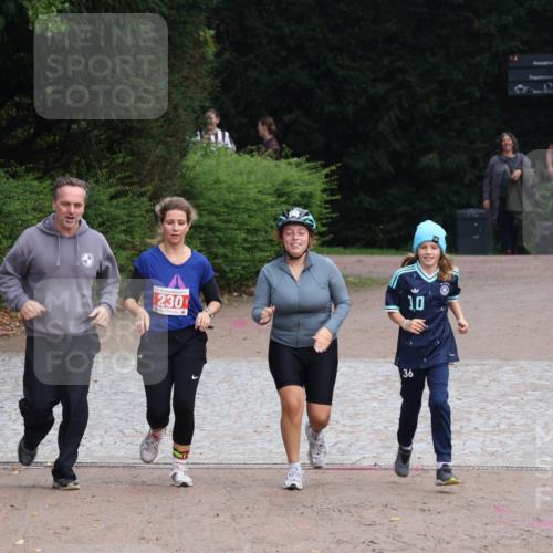 13.09.2026 - Stadtparktriathlon Emre Sener http://msf.ph/oto/10263813 13.09.2026 11:13:33 Laufen 230, 10, 36, 230 meine-sportfotos.de