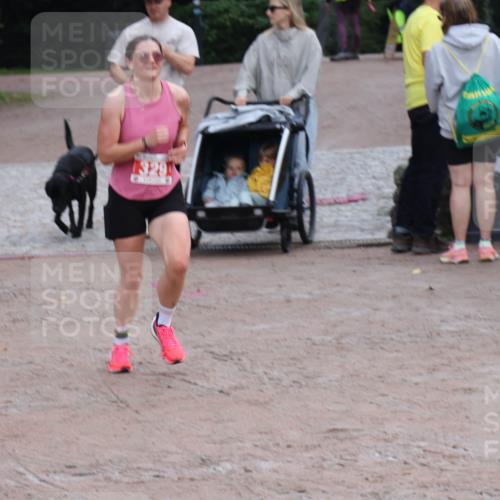 13.09.2026 - Stadtparktriathlon Emre Sener http://msf.ph/oto/10263834 13.09.2026 11:14:41 Laufen 3291, 253, 329 meine-sportfotos.de