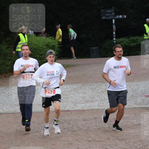13.09.2026 - Stadtparktriathlon Emre Sener http://msf.ph/oto/10263861 13.09.2026 11:16:01 Laufen 5, 250, 252, 250, 252, 330 meine-sportfotos.de