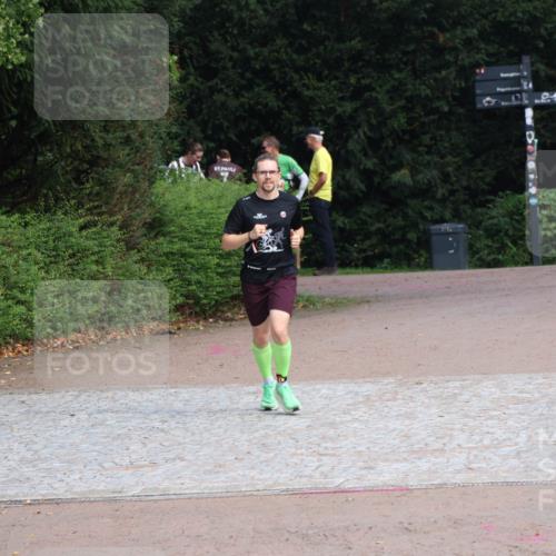 13.09.2026 - Stadtparktriathlon Emre Sener http://msf.ph/oto/10263868 13.09.2026 11:17:18 Laufen 307 meine-sportfotos.de
