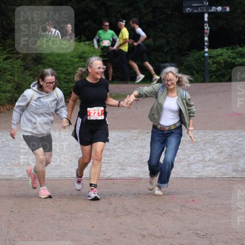 13.09.2026 - Stadtparktriathlon Emre Sener http://msf.ph/oto/10263904 13.09.2026 11:18:55 Laufen 221, 221 meine-sportfotos.de