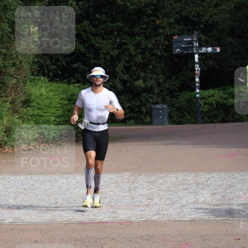 13.09.2026 - Stadtparktriathlon Emre Sener http://msf.ph/oto/10263974 13.09.2026 11:23:01 Laufen 364, 402, 563 meine-sportfotos.de