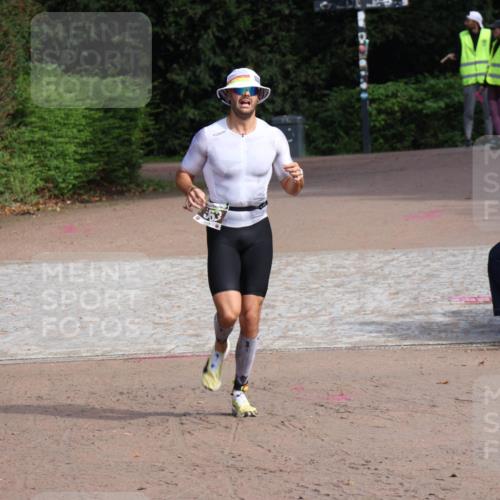 13.09.2026 - Stadtparktriathlon Emre Sener http://msf.ph/oto/10263977 13.09.2026 11:23:02 Laufen 364, 402, 563 meine-sportfotos.de
