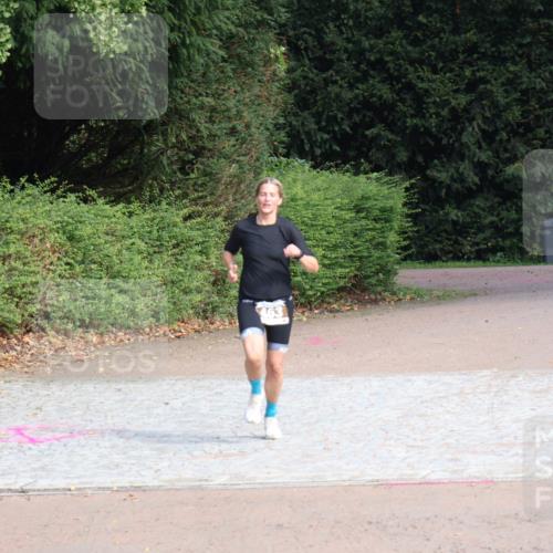 13.09.2026 - Stadtparktriathlon Emre Sener http://msf.ph/oto/10264030 13.09.2026 11:25:12 Laufen 344, 463 meine-sportfotos.de
