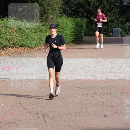13.09.2026 - Stadtparktriathlon Emre Sener http://msf.ph/oto/10264108 13.09.2026 11:28:22 Laufen 421, 368, 421, 491 meine-sportfotos.de