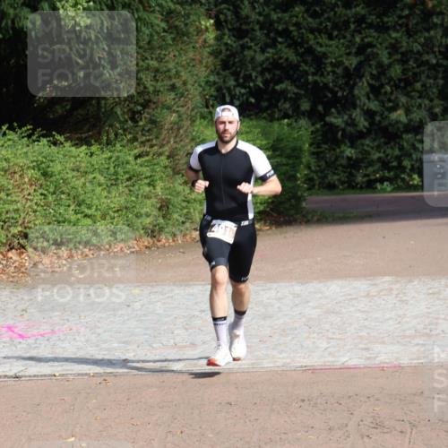 13.09.2026 - Stadtparktriathlon Emre Sener http://msf.ph/oto/10264118 13.09.2026 11:28:35 Laufen 368, 421, 491 meine-sportfotos.de