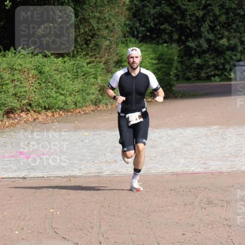 13.09.2026 - Stadtparktriathlon Emre Sener http://msf.ph/oto/10264119 13.09.2026 11:28:35 Laufen 368, 421, 491 meine-sportfotos.de