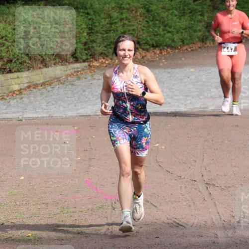 13.09.2026 - Stadtparktriathlon Emre Sener http://msf.ph/oto/10264131 13.09.2026 11:28:55 Laufen 433, 447 meine-sportfotos.de