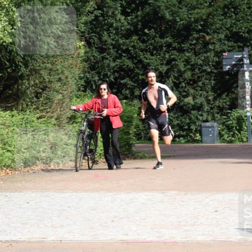 13.09.2026 - Stadtparktriathlon Emre Sener http://msf.ph/oto/10264215 13.09.2026 11:31:46 Laufen 43, 434, 527 meine-sportfotos.de