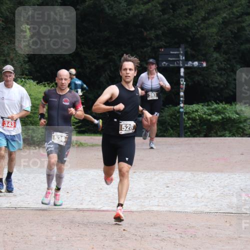 13.09.2026 - Stadtparktriathlon Emre Sener http://msf.ph/oto/10264261 13.09.2026 11:33:25 Laufen 343, 1536, 528, 383, 343, 347, 383, 488, 499, 528, 536, 540 meine-sportfotos.de