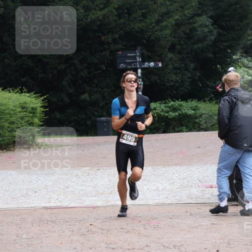 13.09.2026 - Stadtparktriathlon Emre Sener http://msf.ph/oto/10264285 13.09.2026 11:33:47 Laufen 499, 383, 385, 488, 499, 540, 564 meine-sportfotos.de