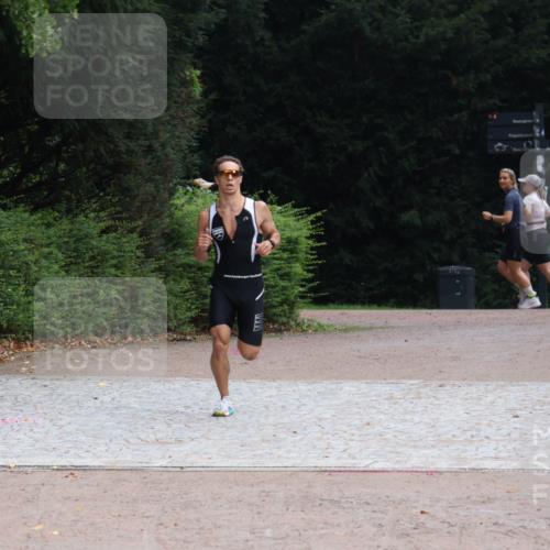 13.09.2026 - Stadtparktriathlon Emre Sener http://msf.ph/oto/10264292 13.09.2026 11:34:02 Laufen 564 meine-sportfotos.de