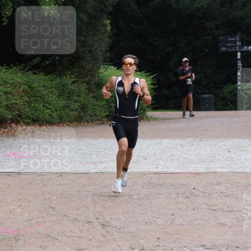 13.09.2026 - Stadtparktriathlon Emre Sener http://msf.ph/oto/10264295 13.09.2026 11:34:04 Laufen 564 meine-sportfotos.de