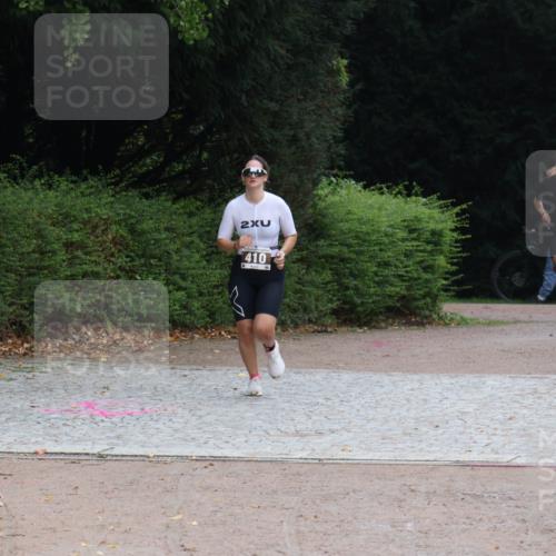 13.09.2026 - Stadtparktriathlon Emre Sener http://msf.ph/oto/10264357 13.09.2026 11:35:50 Laufen 2, 410, 270, 279, 410, 553 meine-sportfotos.de