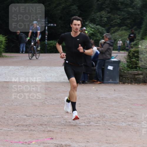 13.09.2026 - Stadtparktriathlon Emre Sener http://msf.ph/oto/10264364 13.09.2026 11:35:59 Laufen 270, 279, 366, 372, 410, 450, 462, 553 meine-sportfotos.de