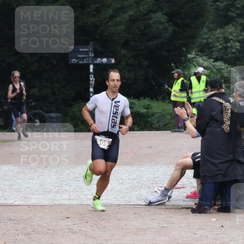 13.09.2026 - Stadtparktriathlon Emre Sener http://msf.ph/oto/10264429 13.09.2026 11:37:20 Laufen 505, 358, 387, 505 meine-sportfotos.de