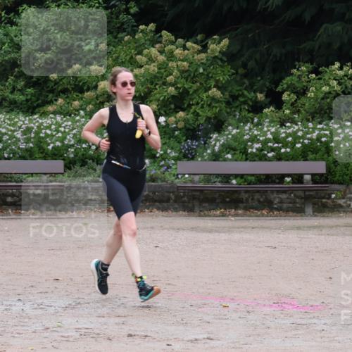 13.09.2026 - Stadtparktriathlon Emre Sener http://msf.ph/oto/10264439 13.09.2026 11:37:33 Laufen 362, 387, 533 meine-sportfotos.de