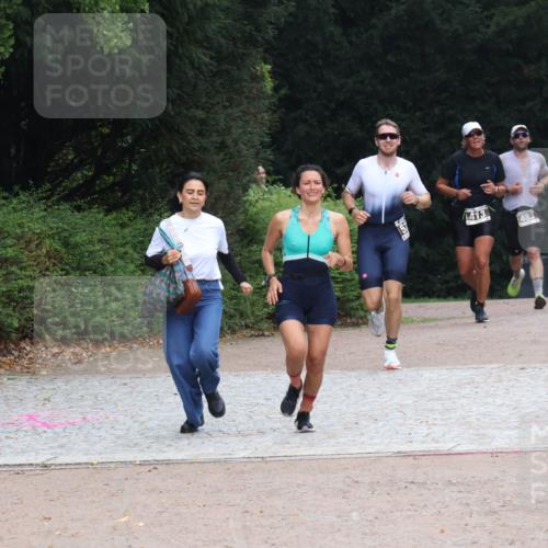 13.09.2026 - Stadtparktriathlon Emre Sener http://msf.ph/oto/10264471 13.09.2026 11:38:16 Laufen 413, 483, 345, 353, 378, 386, 413, 483, 523, 529, 539 meine-sportfotos.de