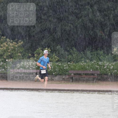 13.09.2026 - Stadtparktriathlon Emre Sener http://msf.ph/oto/10264528 13.09.2026 11:40:44 Laufen 691, 544, 571, 691 meine-sportfotos.de