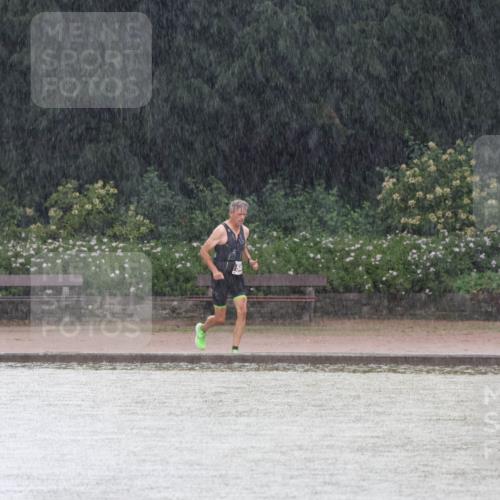 13.09.2026 - Stadtparktriathlon Emre Sener http://msf.ph/oto/10264534 13.09.2026 11:40:47 Laufen 544, 571 meine-sportfotos.de