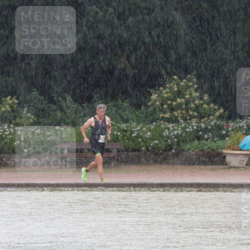 13.09.2026 - Stadtparktriathlon Emre Sener http://msf.ph/oto/10264535 13.09.2026 11:40:47 Laufen 544, 571 meine-sportfotos.de