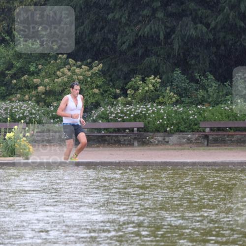 13.09.2026 - Stadtparktriathlon Emre Sener http://msf.ph/oto/10264552 13.09.2026 11:41:27 Laufen 504, 546, 557 meine-sportfotos.de