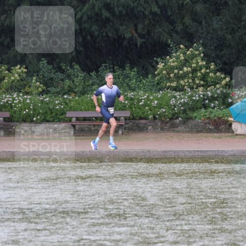13.09.2026 - Stadtparktriathlon Emre Sener http://msf.ph/oto/10264608 13.09.2026 11:43:02 Laufen 1486, 445, 486 meine-sportfotos.de