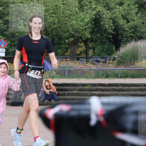 13.09.2026 - Stadtparktriathlon Emre Sener http://msf.ph/oto/10264669 13.09.2026 11:45:18 Laufen 371, 468, 560 meine-sportfotos.de