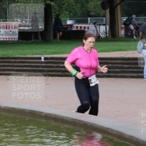 13.09.2026 - Stadtparktriathlon Emre Sener http://msf.ph/oto/10264714 13.09.2026 11:46:26 Laufen 357, 363, 428, 493 meine-sportfotos.de