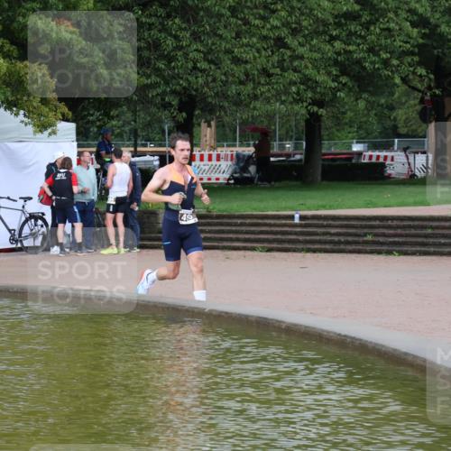 13.09.2026 - Stadtparktriathlon Emre Sener http://msf.ph/oto/10264726 13.09.2026 11:46:49 Laufen 49 meine-sportfotos.de