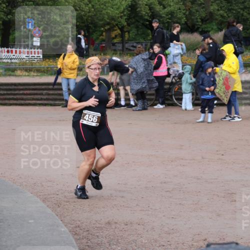 13.09.2026 - Stadtparktriathlon Emre Sener http://msf.ph/oto/10264747 13.09.2026 11:47:31 Laufen 25, 456 meine-sportfotos.de