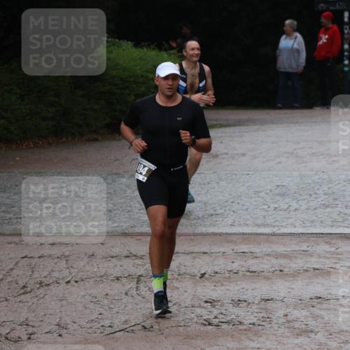 13.09.2026 - Stadtparktriathlon Emre Sener http://msf.ph/oto/10264787 13.09.2026 11:51:27 Laufen 94, 41, 403, 481, 482, 494, 506, 556, 622 meine-sportfotos.de