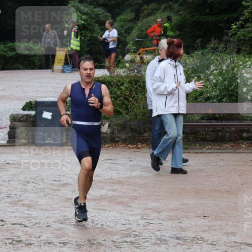 13.09.2026 - Stadtparktriathlon Emre Sener http://msf.ph/oto/10264839 13.09.2026 11:54:15 Laufen 275, 476, 512, 561, 600, 603, 1799 meine-sportfotos.de