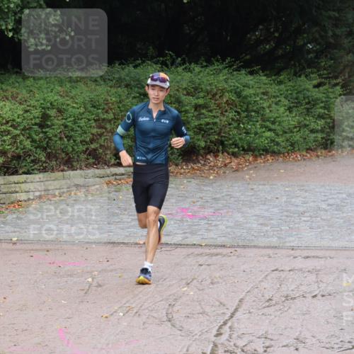 13.09.2026 - Stadtparktriathlon Emre Sener http://msf.ph/oto/10264878 13.09.2026 11:55:02 Laufen 487, 519 meine-sportfotos.de
