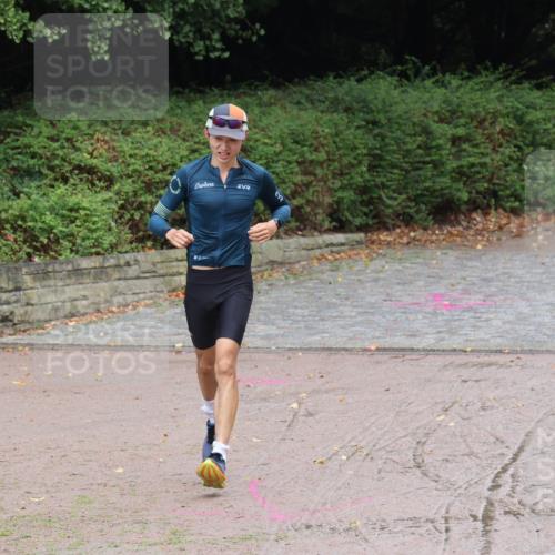 13.09.2026 - Stadtparktriathlon Emre Sener http://msf.ph/oto/10264880 13.09.2026 11:55:03 Laufen 487, 519 meine-sportfotos.de