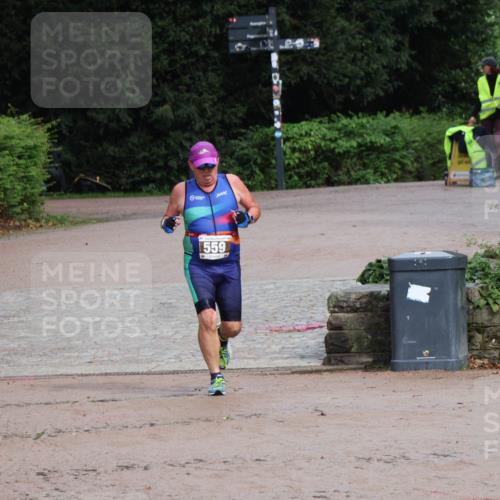 13.09.2026 - Stadtparktriathlon Emre Sener http://msf.ph/oto/10264944 13.09.2026 11:57:36 Laufen 559, 2001, 559 meine-sportfotos.de