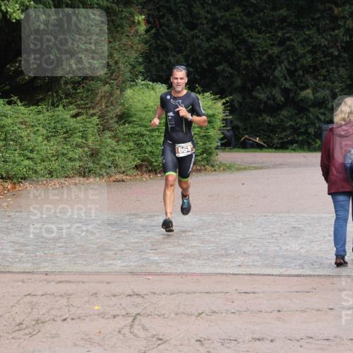 13.09.2026 - Stadtparktriathlon Emre Sener http://msf.ph/oto/10264952 13.09.2026 11:58:05 Laufen 664, 664 meine-sportfotos.de